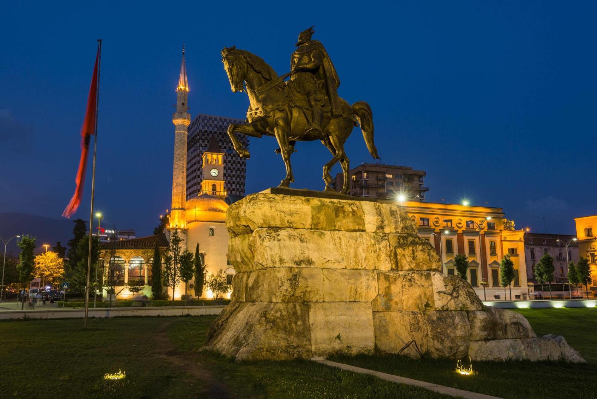 Studio Silva Tirana Kültér fotó