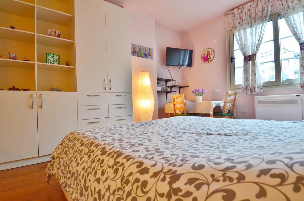 Studio Silva Tirana Kültér fotó